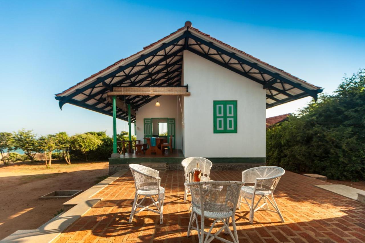 Nil Sisila Beach Resort Yala Bagian luar foto