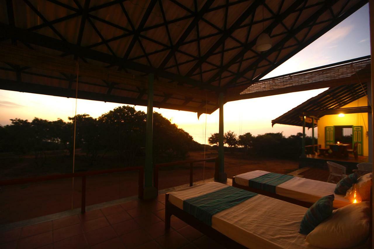 Nil Sisila Beach Resort Yala Bagian luar foto