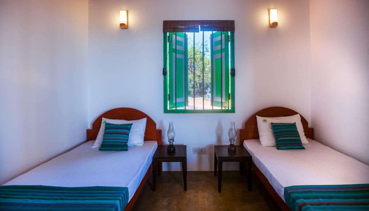 Nil Sisila Beach Resort Yala Bagian luar foto